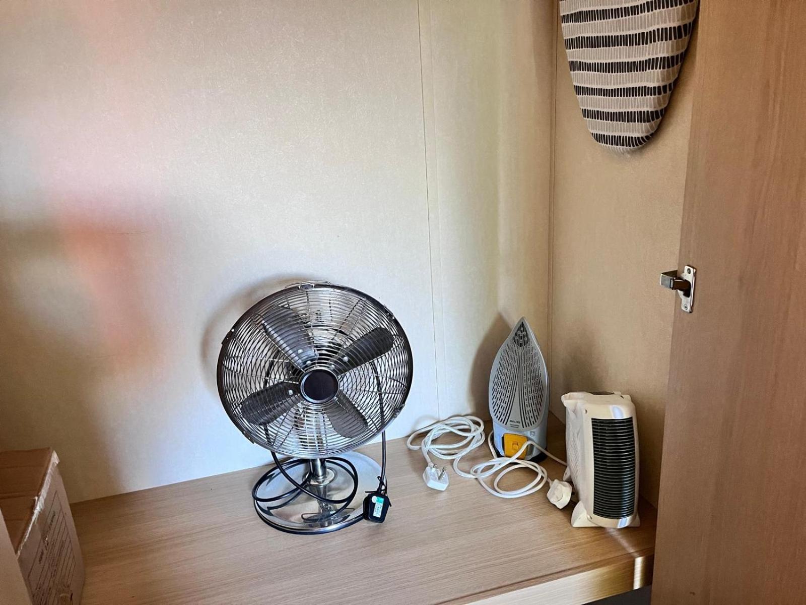 Van Number 123 Beautiful Caravan Sleeps 4 애버리스트위스 외부 사진